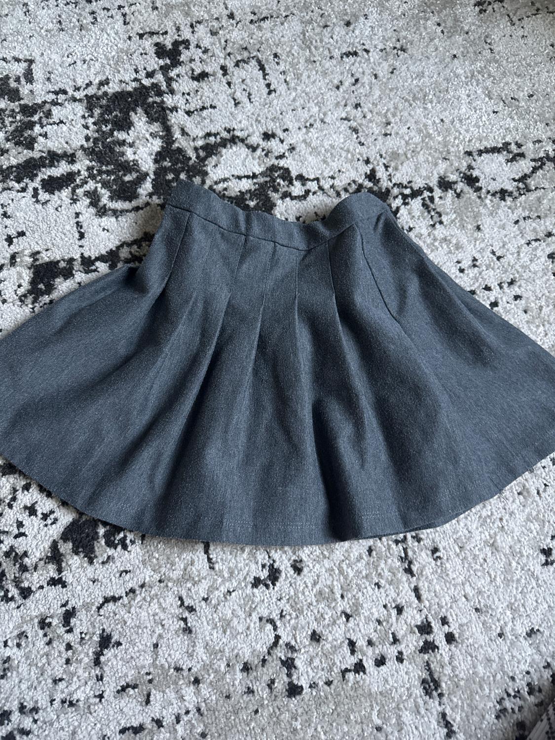 BOX PLEAT SKIRT - Image 2