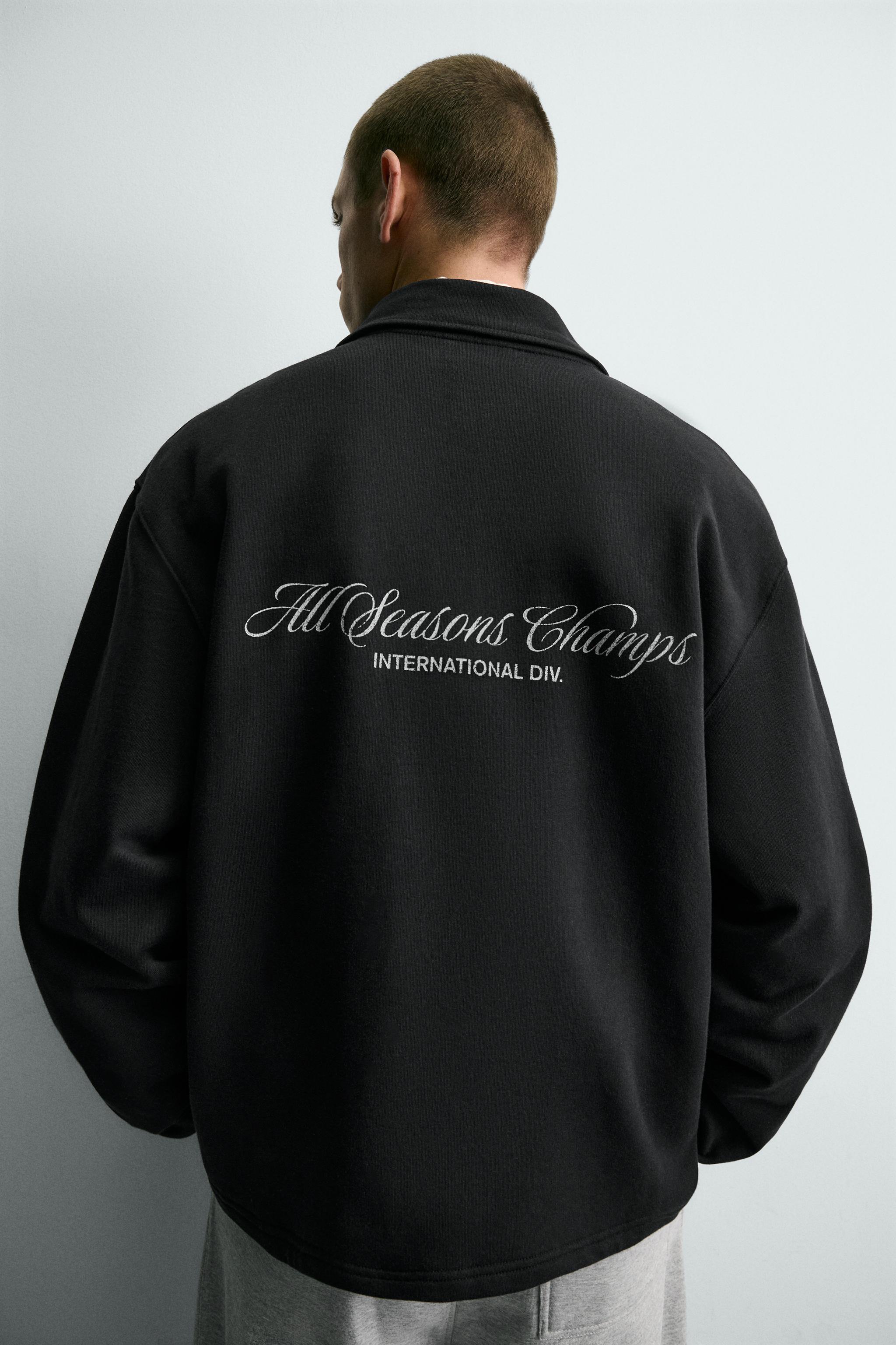 TEXT PRINT QUARTER-ZIP SWEATSHIRT