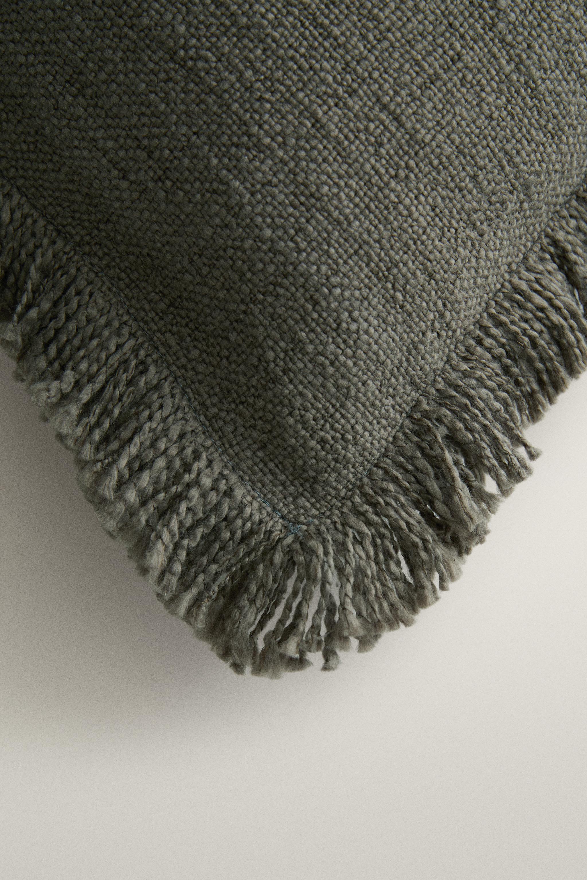 STRIPED FRINGE THROW PILLOW COVER