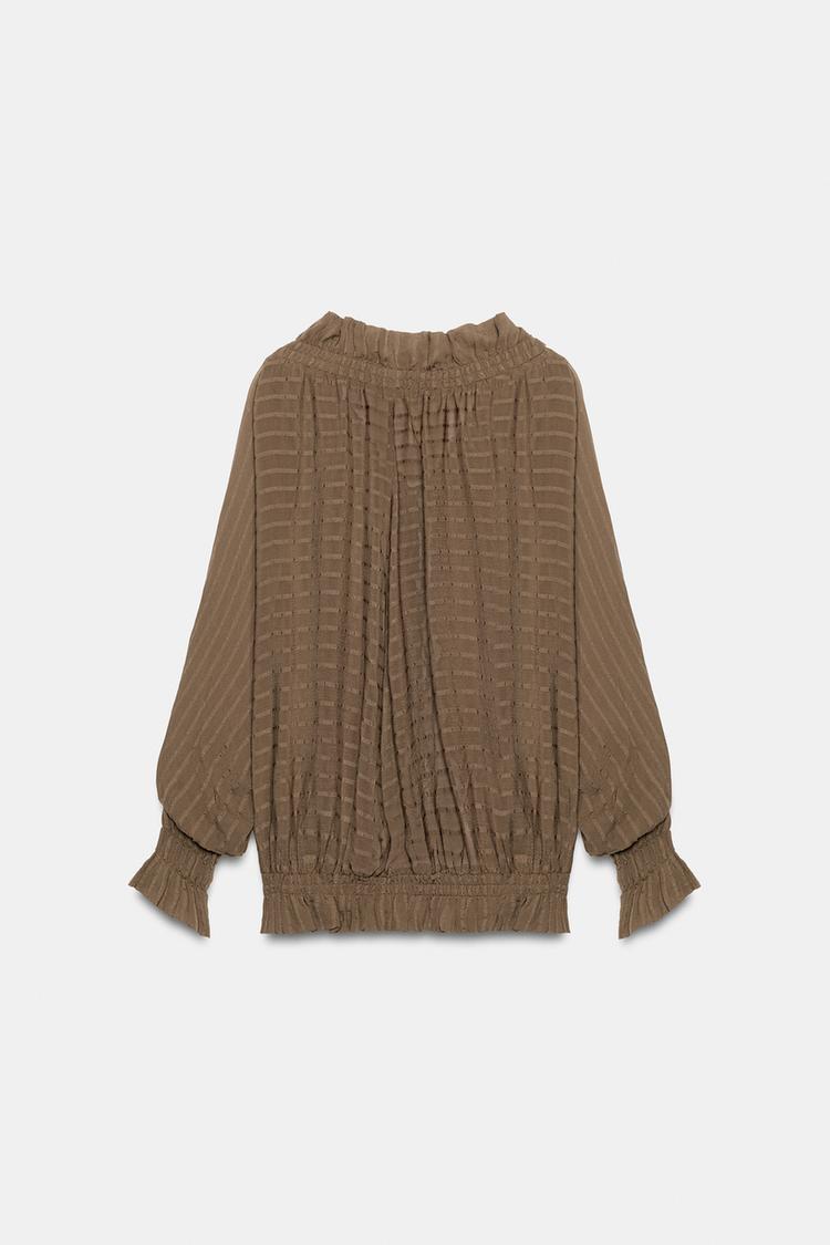 Blusa fruncida de la colección ZW 8