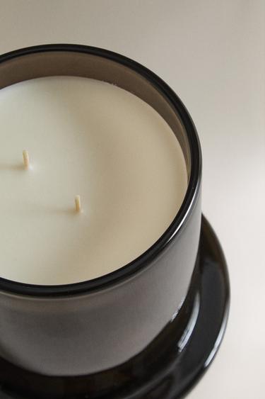 (525 G) CÈDRE ÉPICÉ SCENTED CANDLE - Dark beige by Zara - Image 1