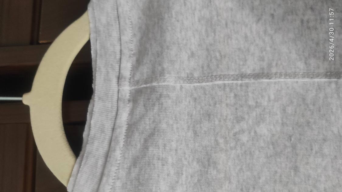T-SHIRT WITH FLOWERS ON THE FRONT - Image 5