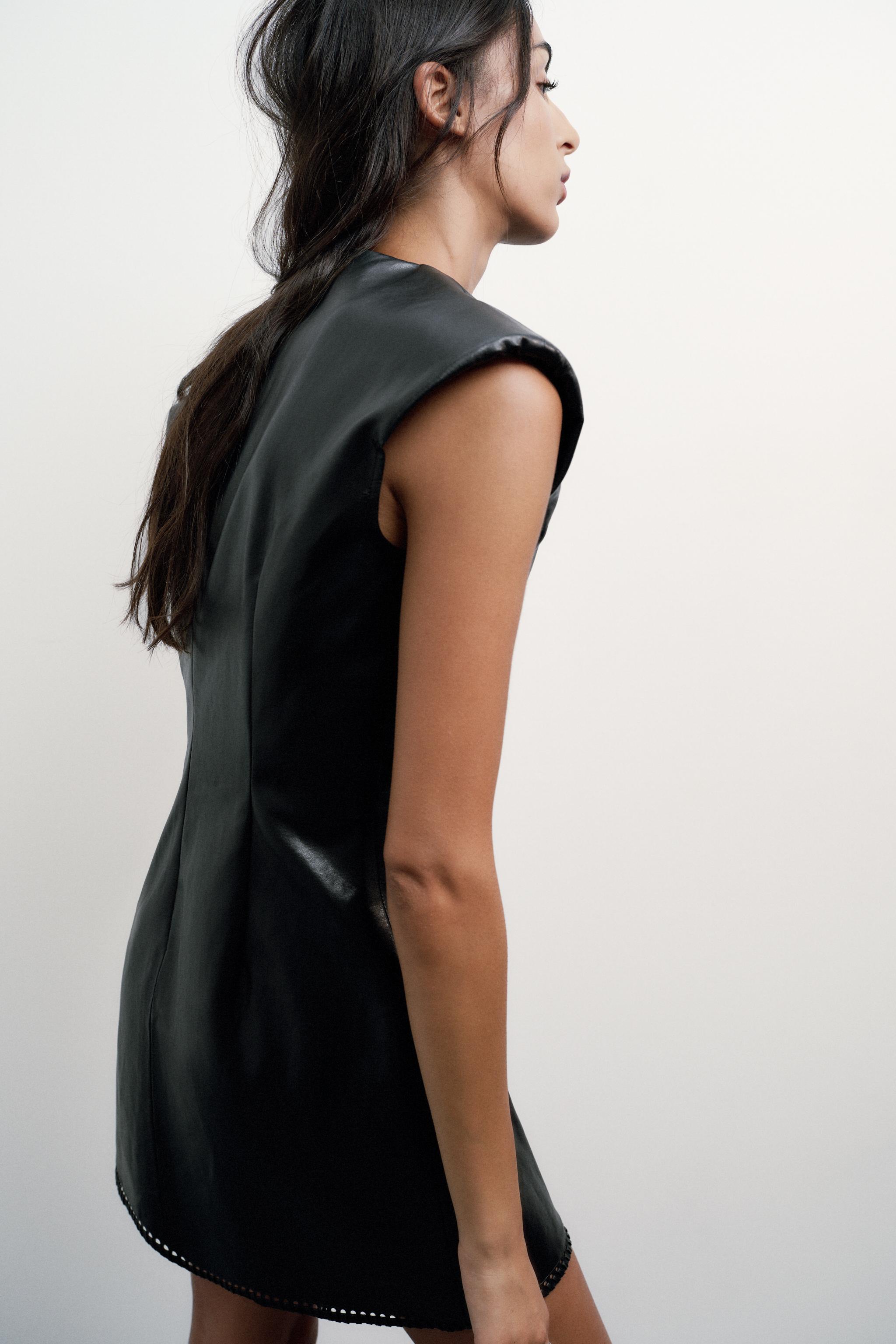 Outfit Vestito Nero Vestiti In Pelle Donna Zara FAUX LEATHER MINI DRESS  Place Rosemre