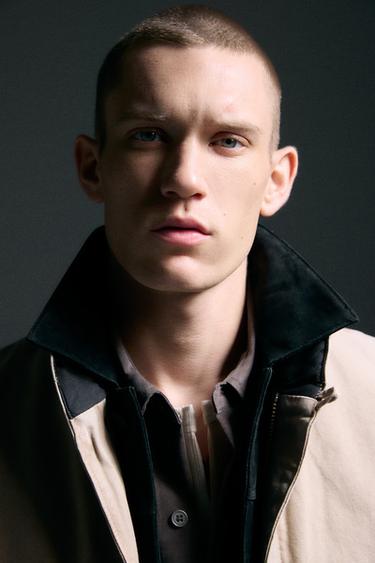 ИЗГЛЕД - Маслиново-зелена од Zara