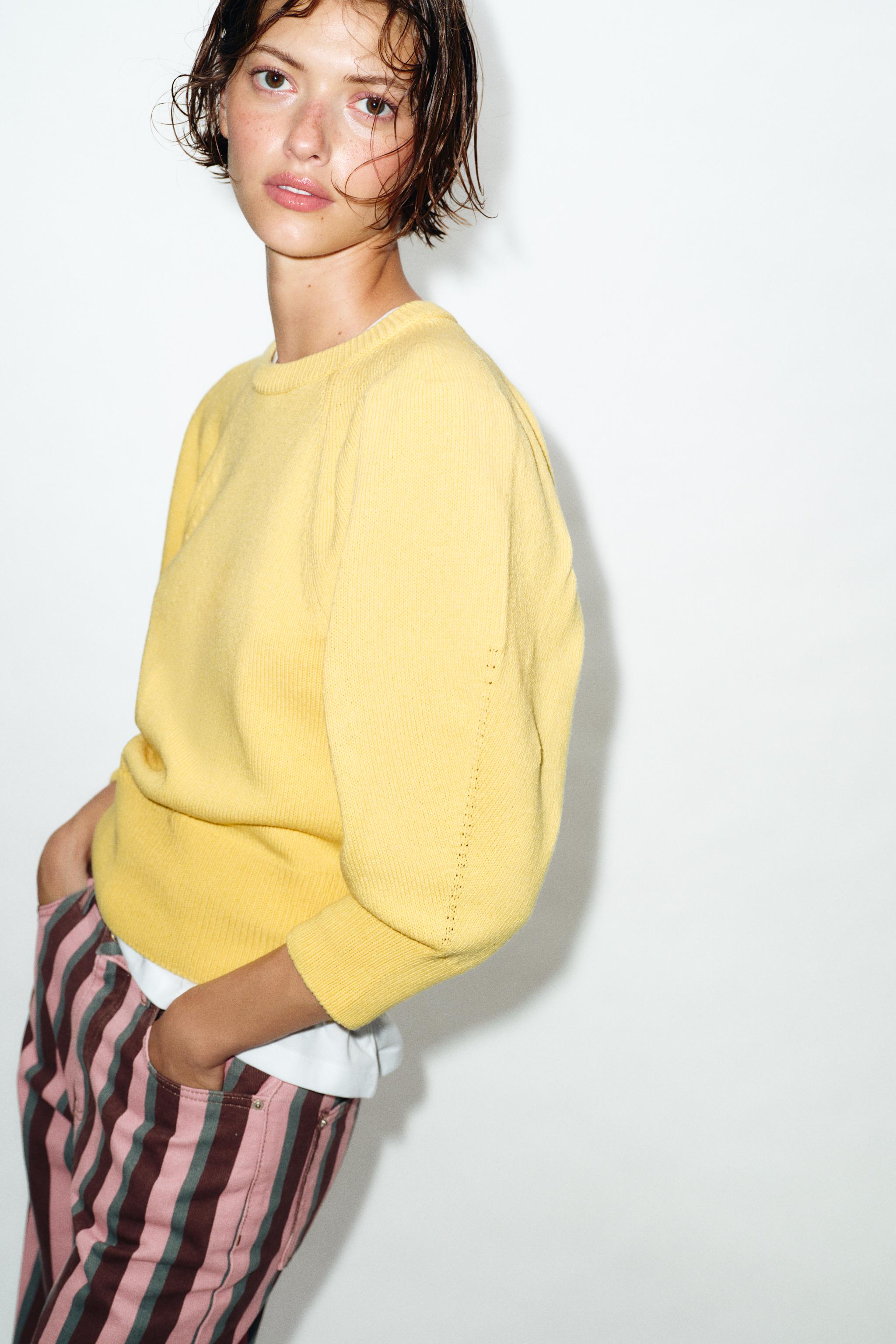 PULL EN MAILLE À MANCHES BOUFFANTES