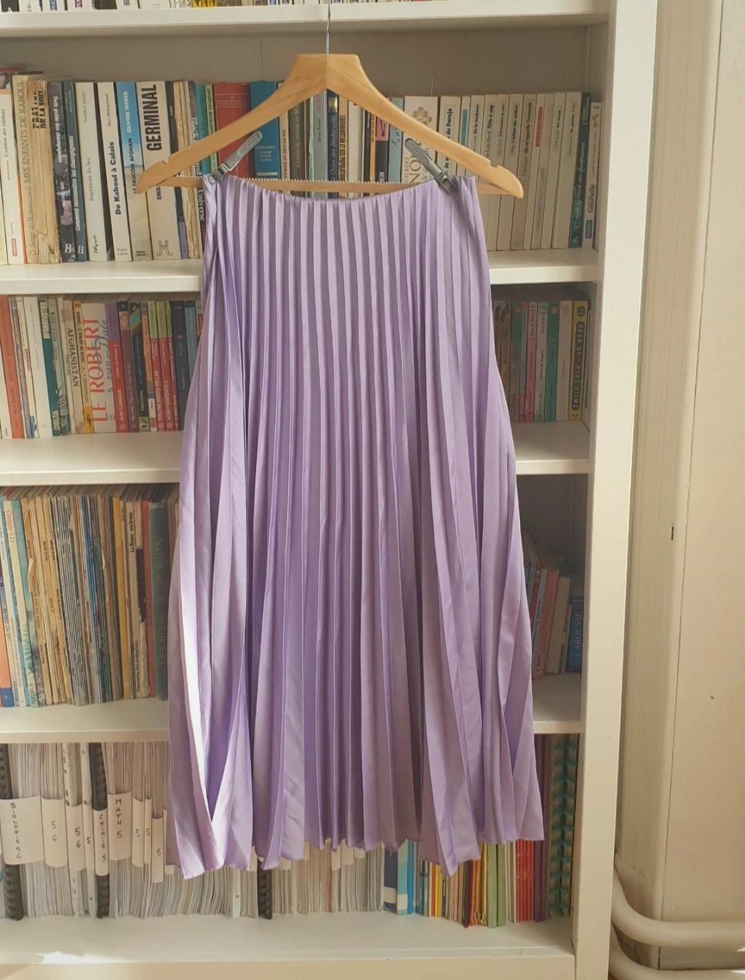 PLEATED SKIRT