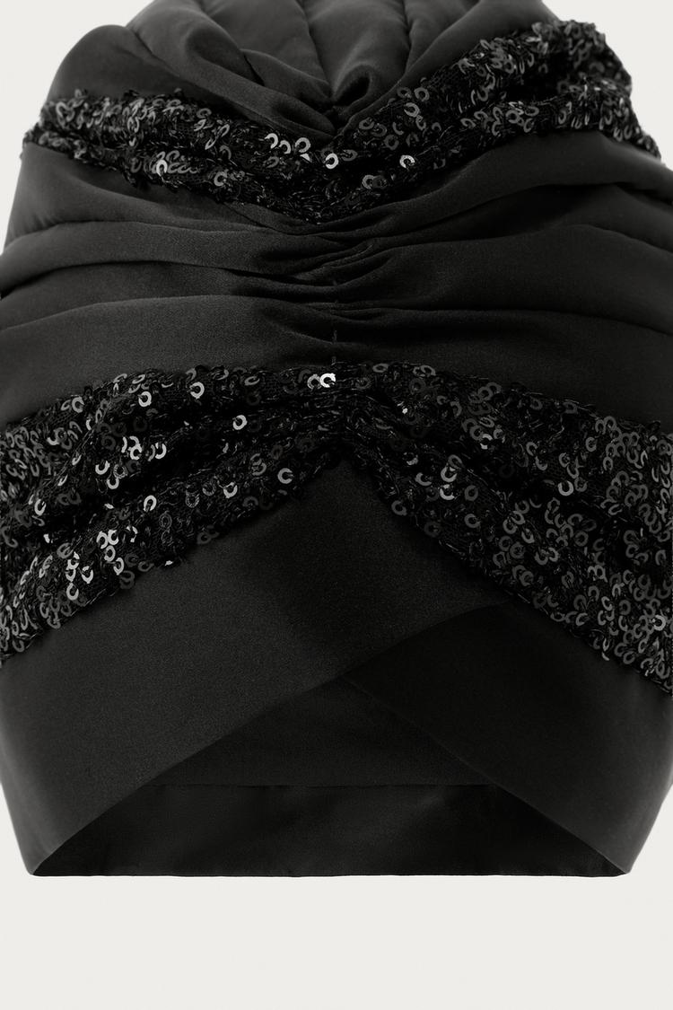 GORRO TURBANTE CON LENTEJUELAS MARISA BERENSON X ZARA 3