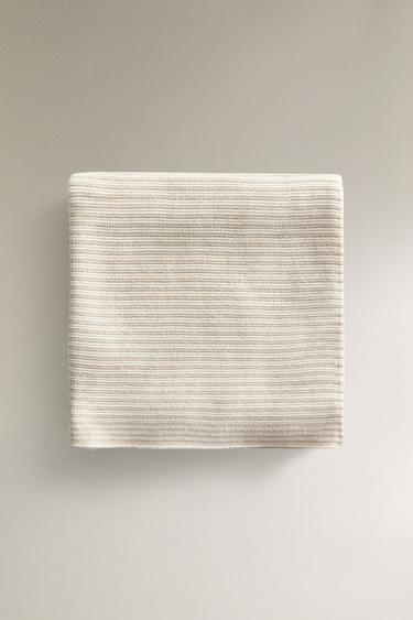 CHILDREN'S STRIPED BLANKET - Multicoloured by Zara