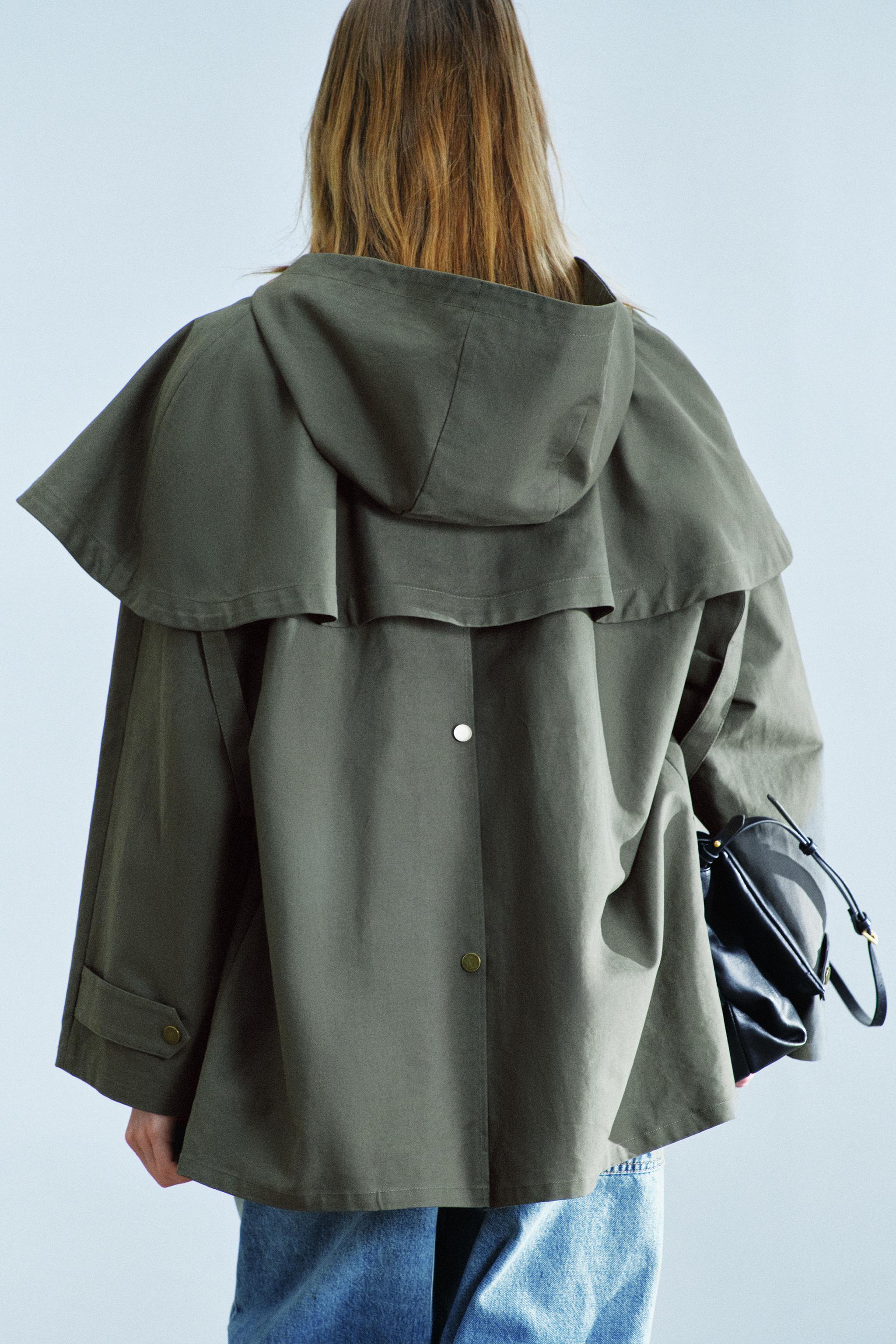 Zara ZW COLLECTION KONTRAST YAKALI KAPÜŞONLU TRENÇKOT görsel 6