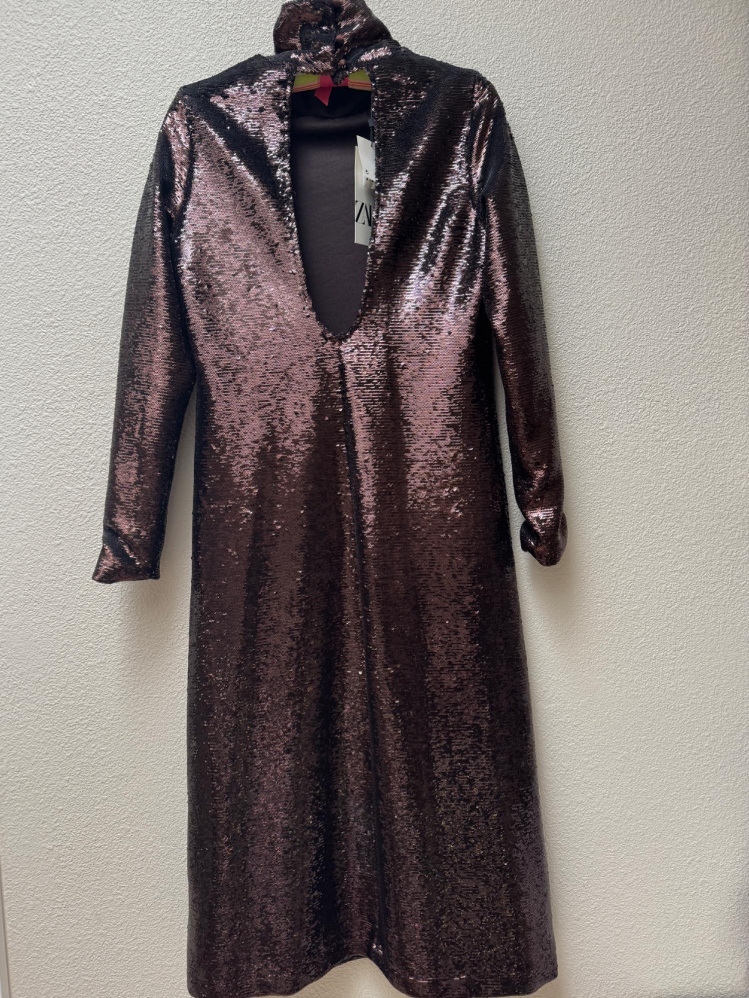 SEQUIN KNIT DRESS