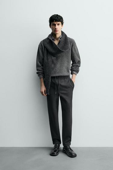 NON-IRON COMFORT JOGGER WAIST TROUSERS - Black by Zara - Image 0