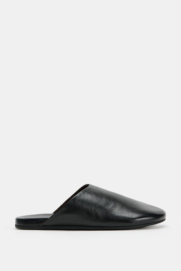 MULES PLANAS DE CUERO 2