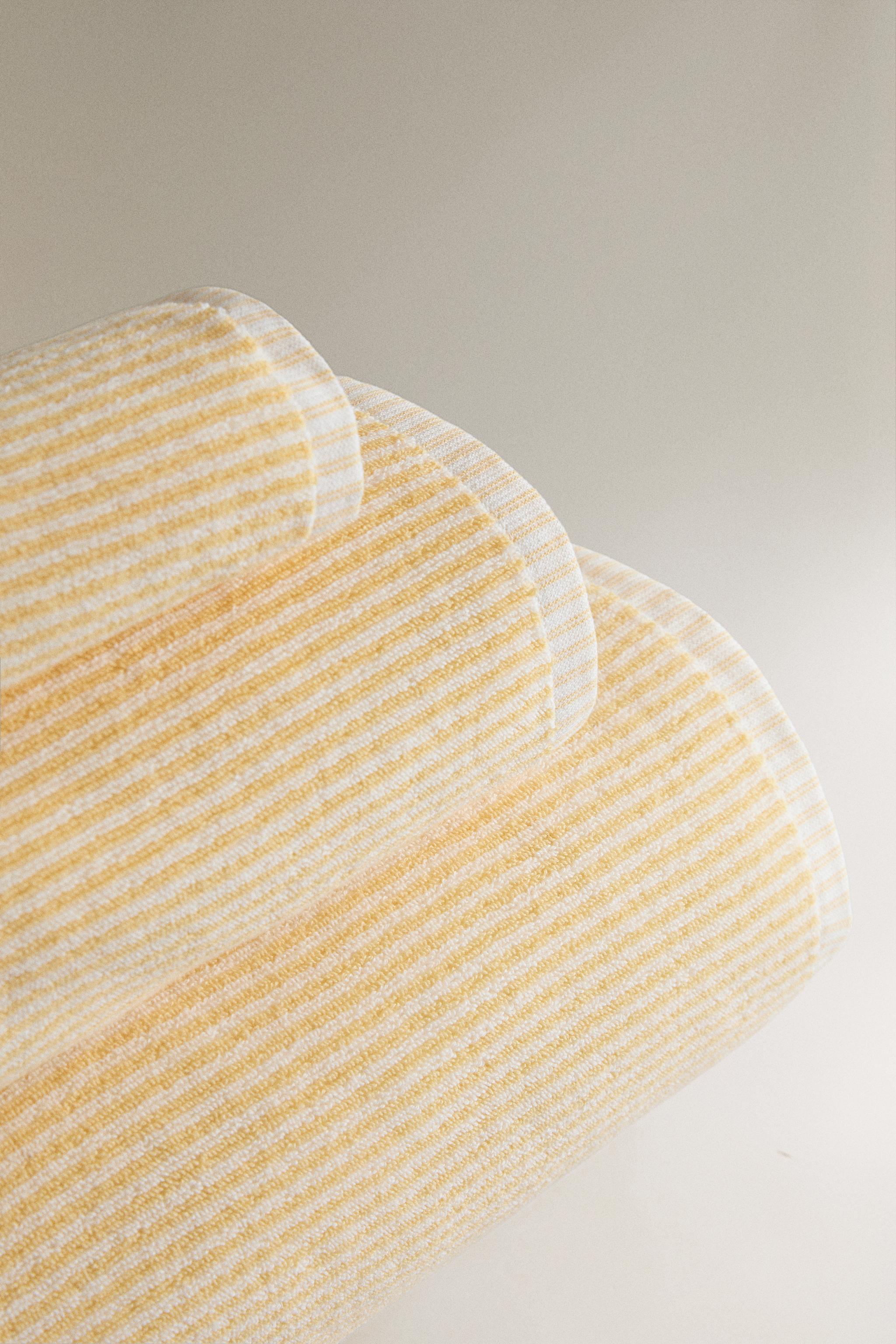 STRIPED COTTON BATH TOWEL — Yellow