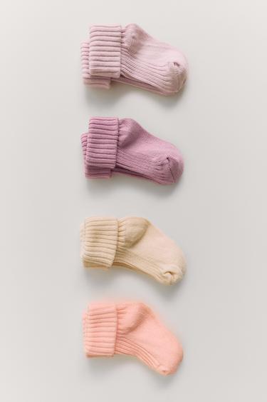 LOT DE QUATRE PAIRES DE CHAUSSETTES DE COULEURS - Rose de Zara