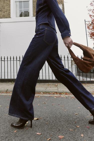 Z1975 MID-WAIST WIDE-LEG JEANS WITH CHAINS - Blue by Zara