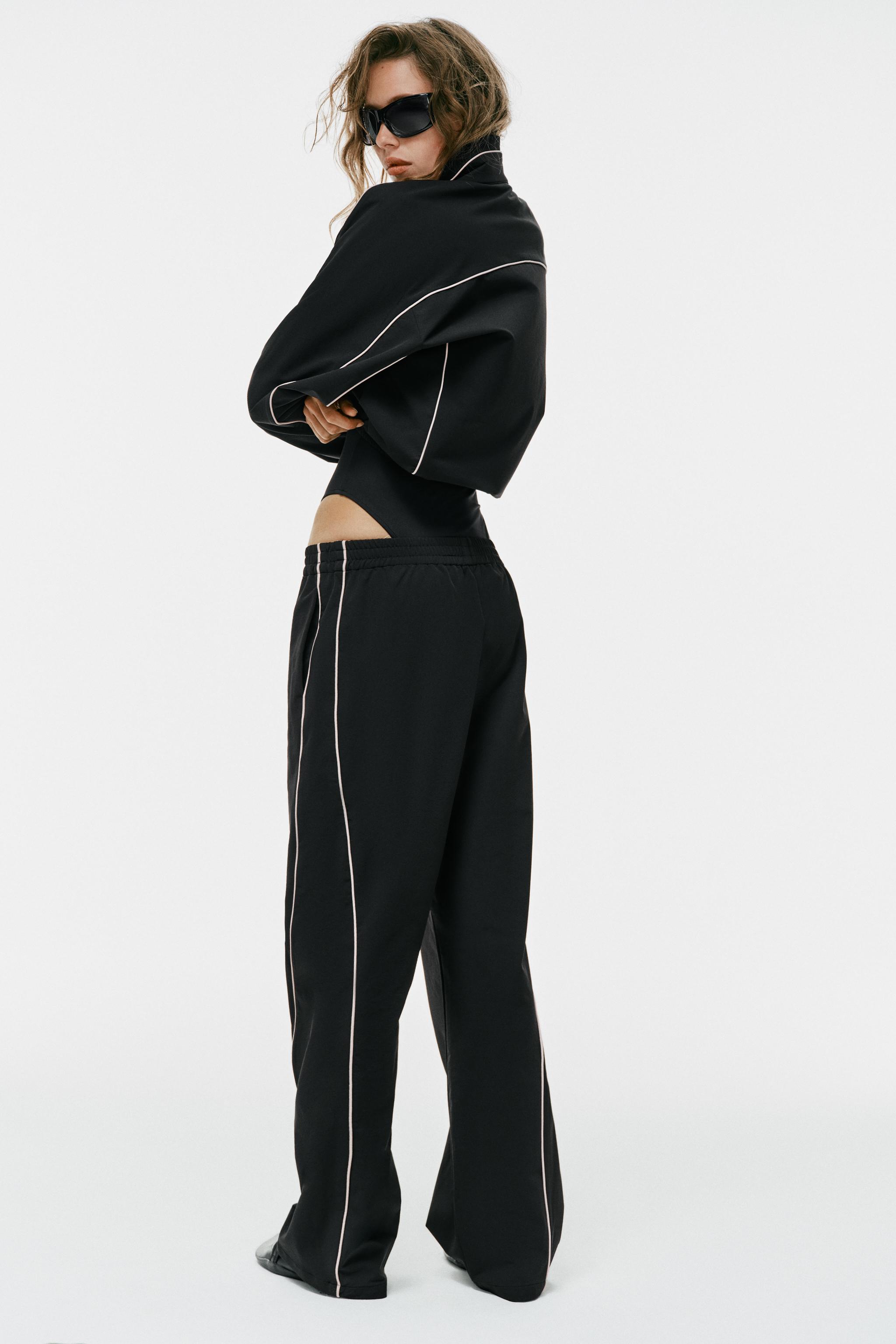 CONTRAST PIPING TECHNICAL PANTS