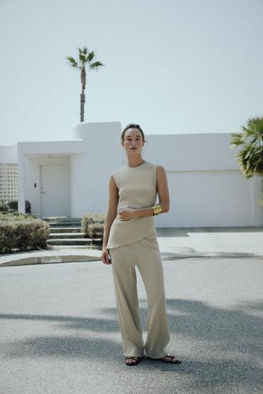 ASYMMETRIC TEXTURED TOP - Sea green by Zara