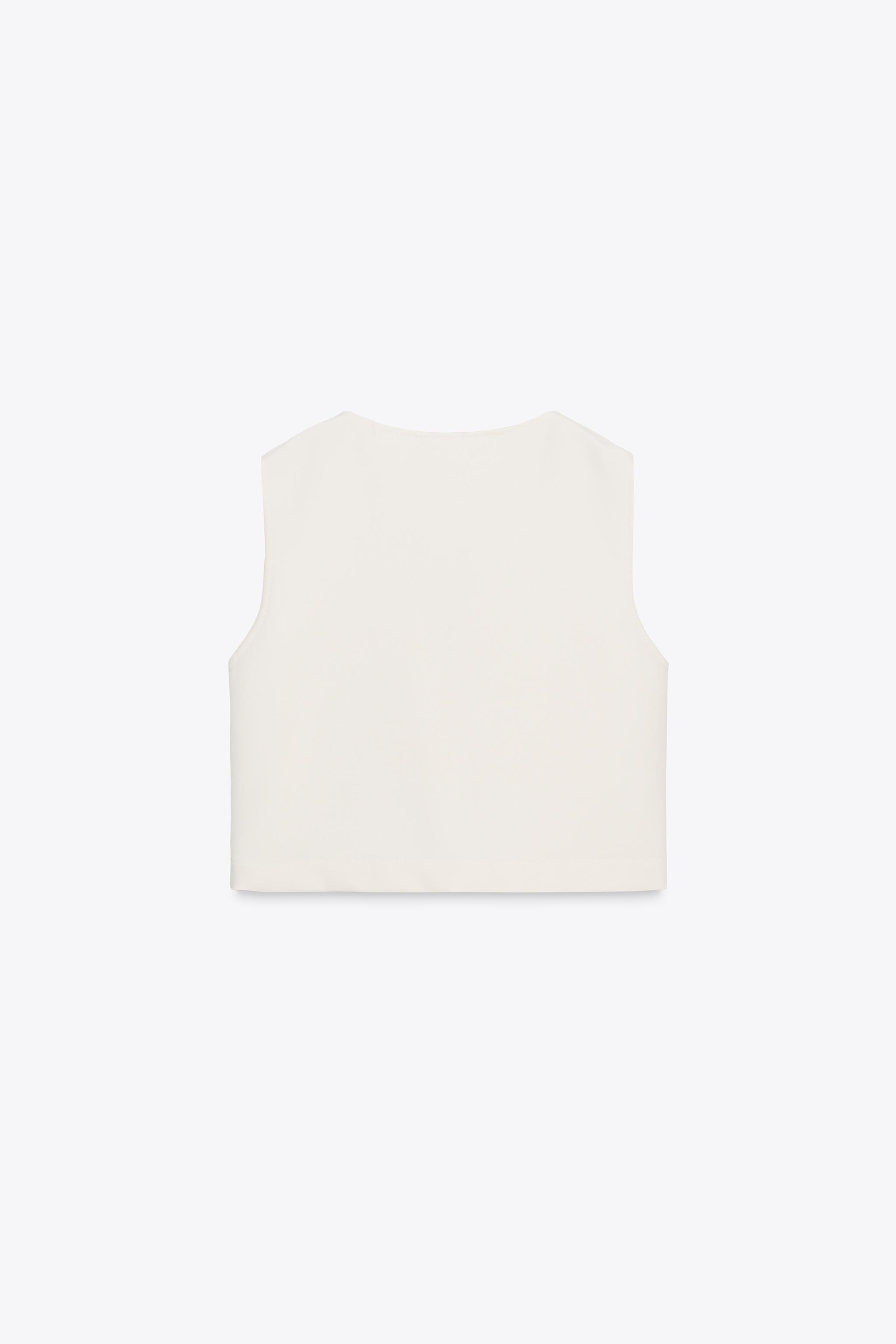 SLEEVELESS CREPE TOP