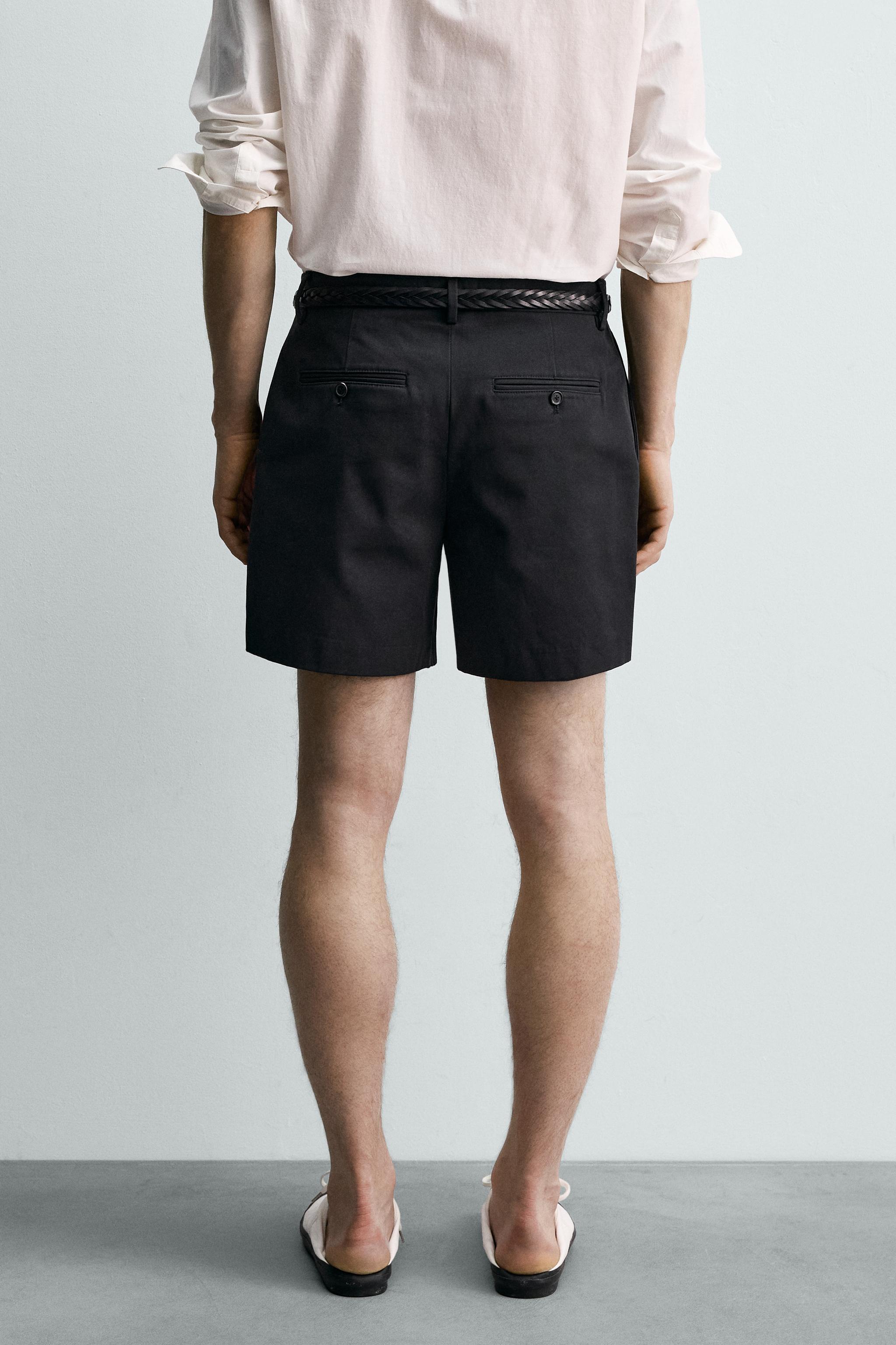 SHORT PLISSÉ COURT AARON LEVINE X ZARA