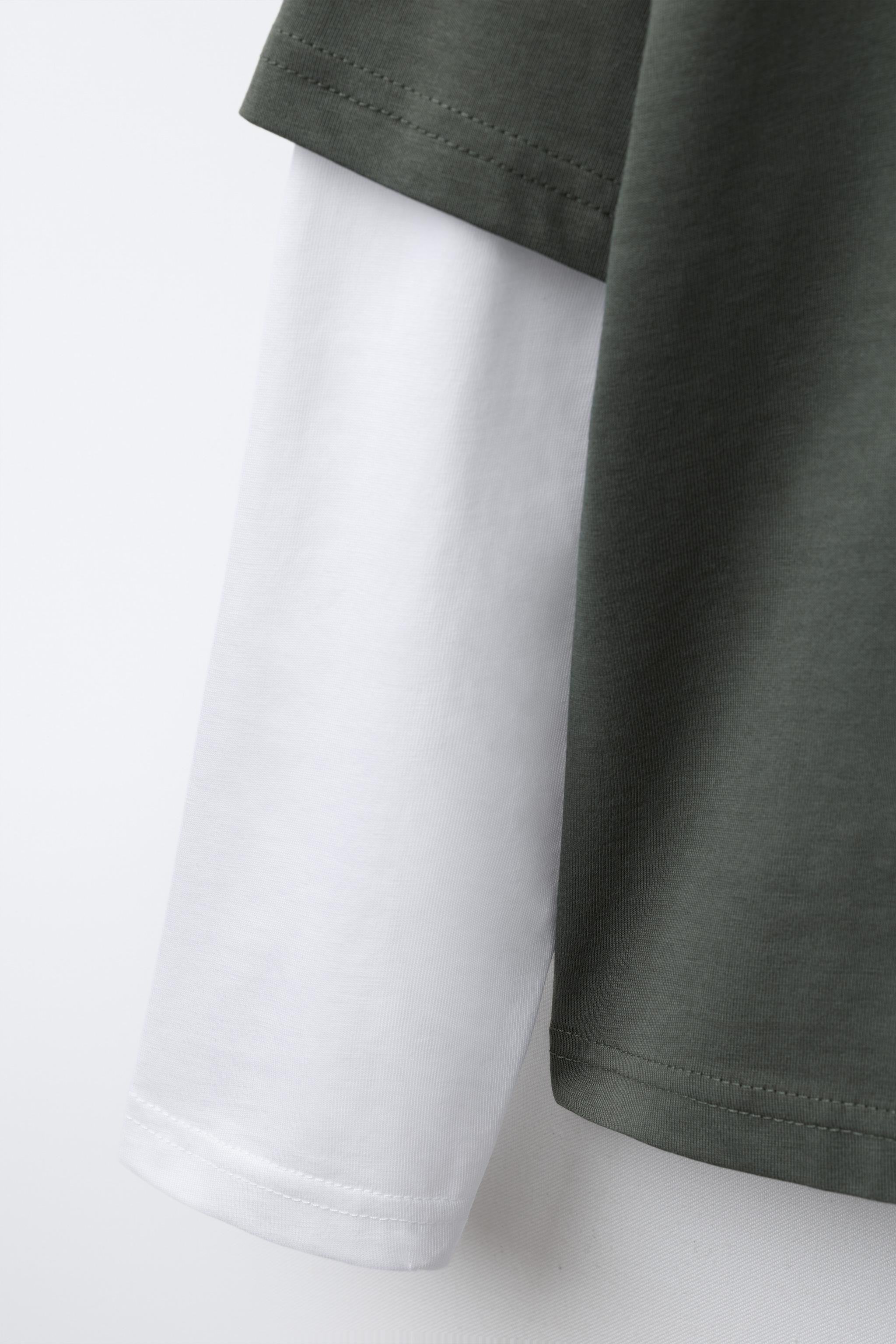 DOUBLE SLEEVE TEXT T-SHIRT
