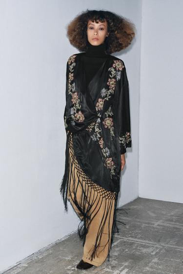 KIMONO BRODERIES FLEURS FRANGES - Noir de Zara - Image 1
