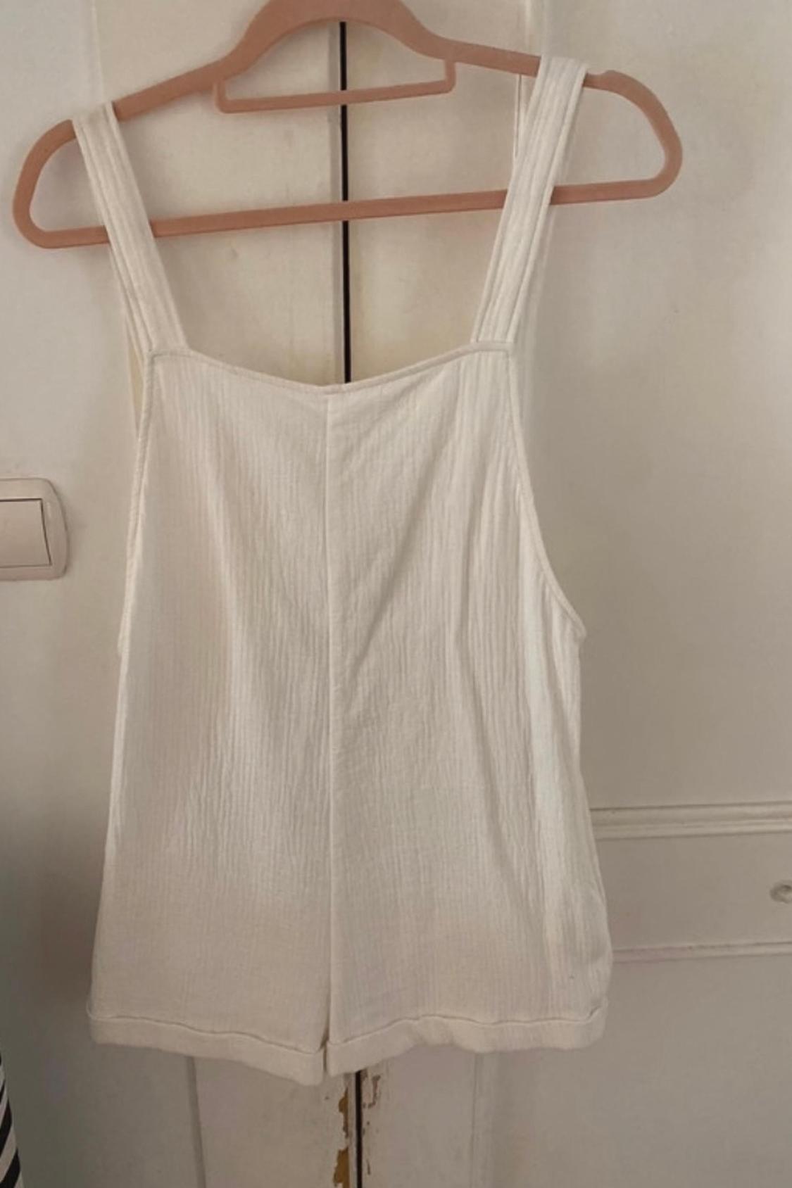 TEXTURED SHORT DUNGAREES