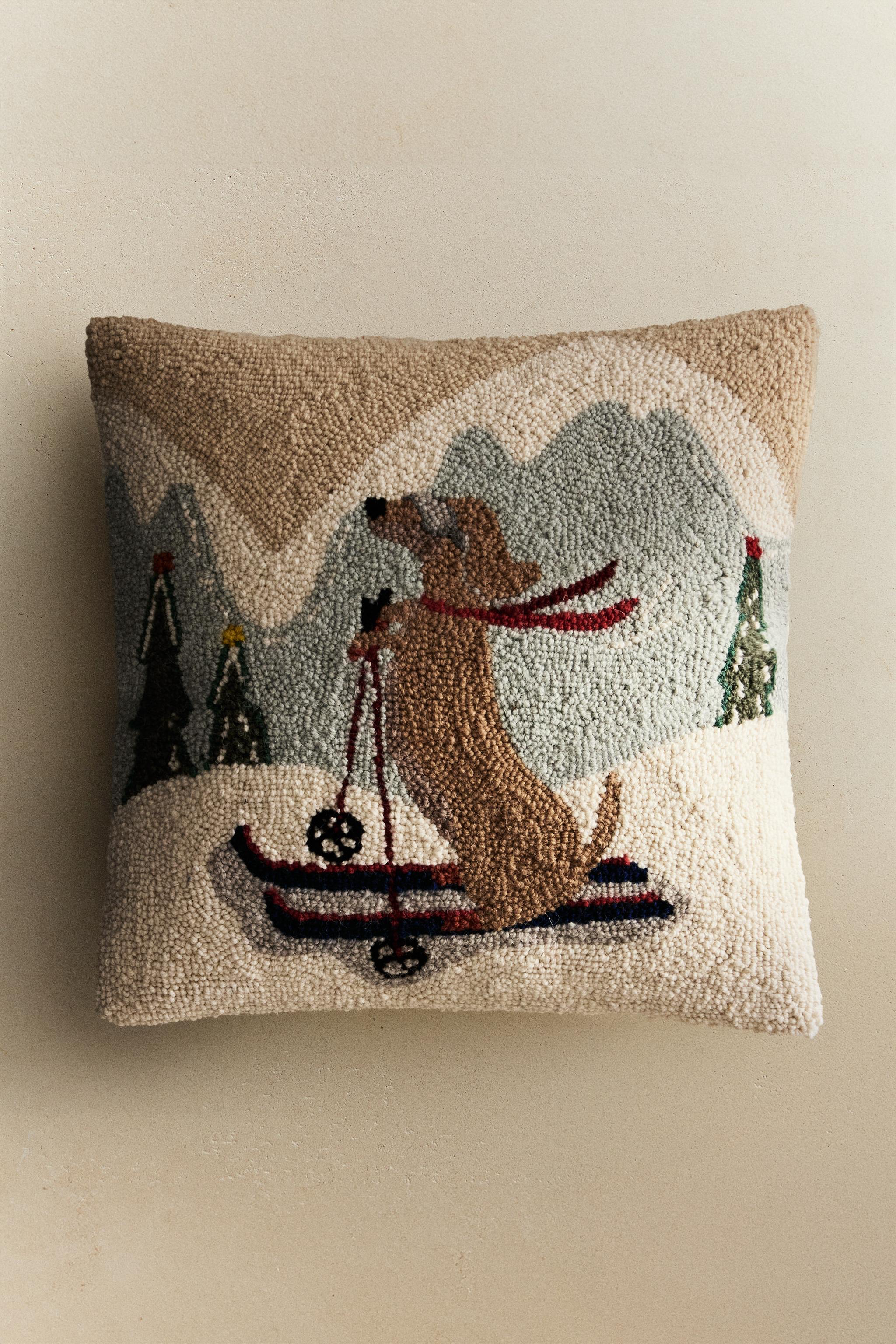 CHRISTMAS SKI DOG WOOL THROW PILLOW COVER
