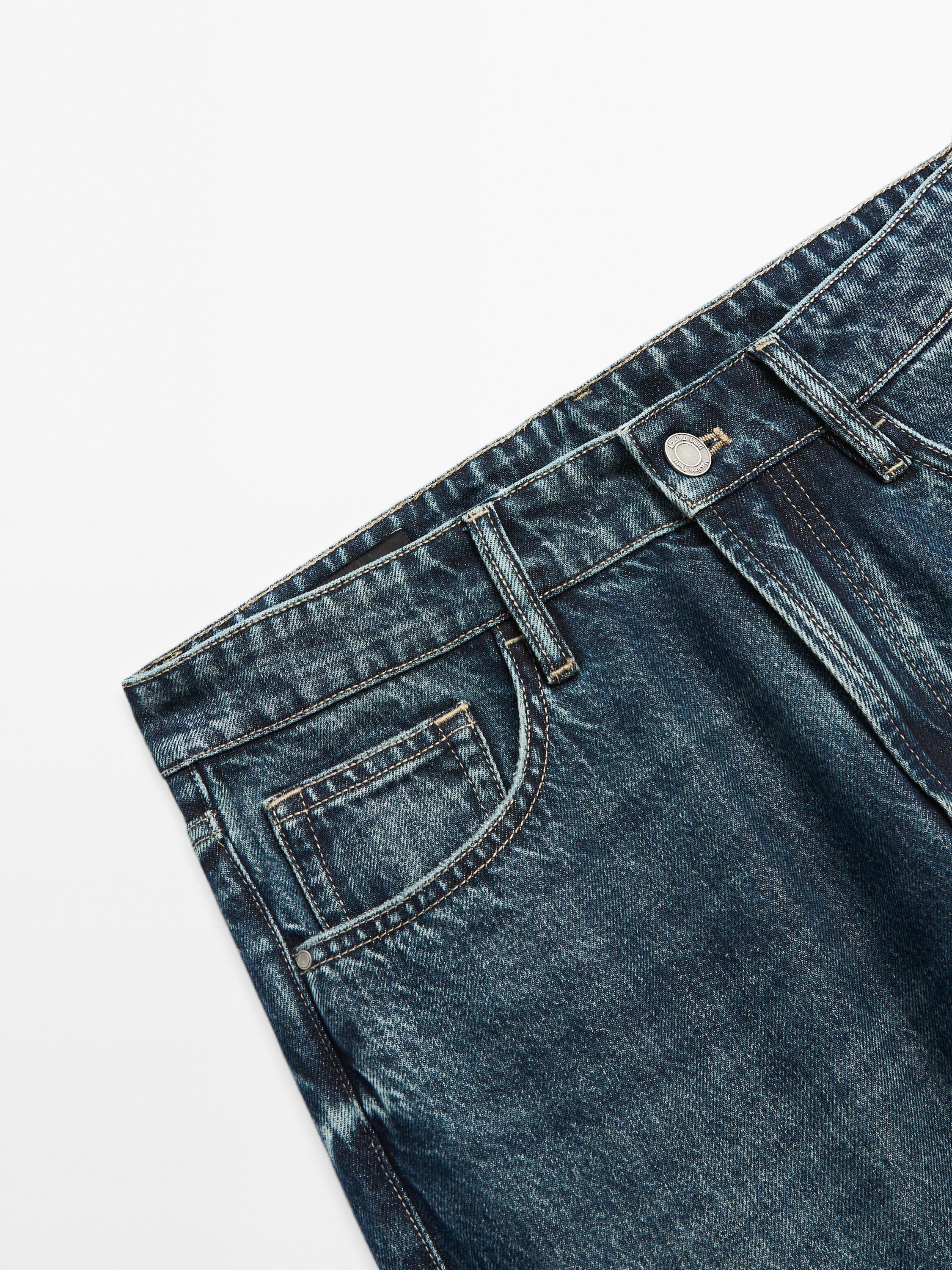 Tapered fit jeans
