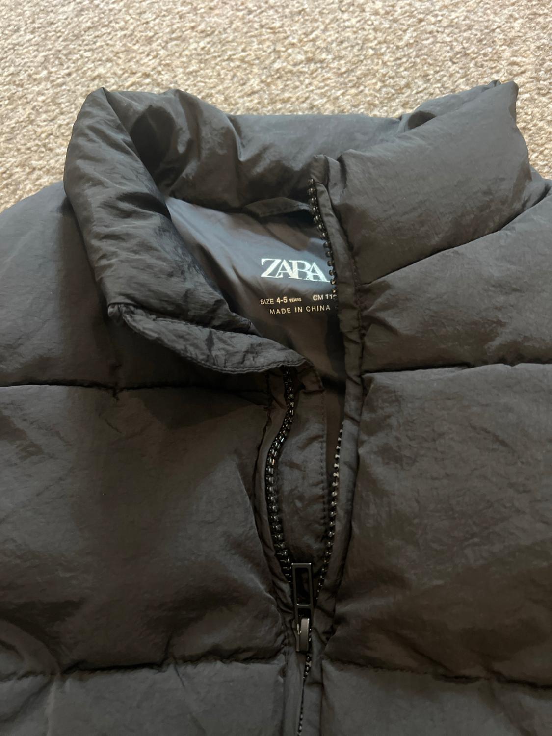 PUFFER GILET - Image 3