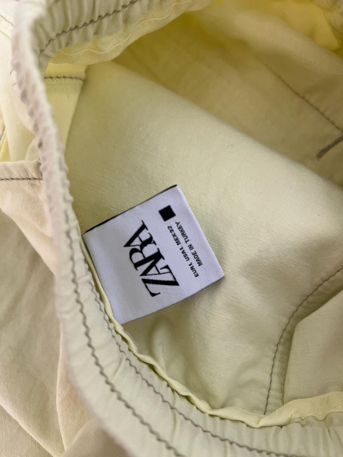 LINEN BLEND BERMUDA SHORTS WITH TOPSTITCHING - Image 3