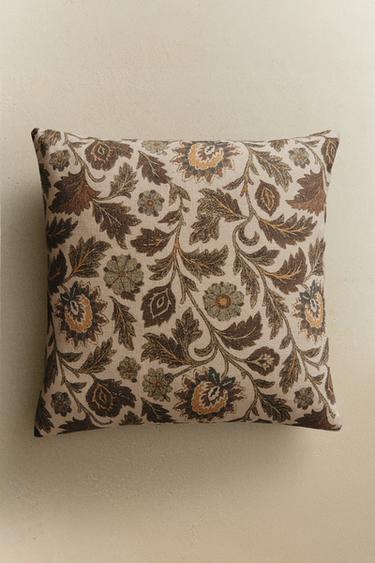 FLORAL PRINT CUSHION COVER - Light beige by Zara