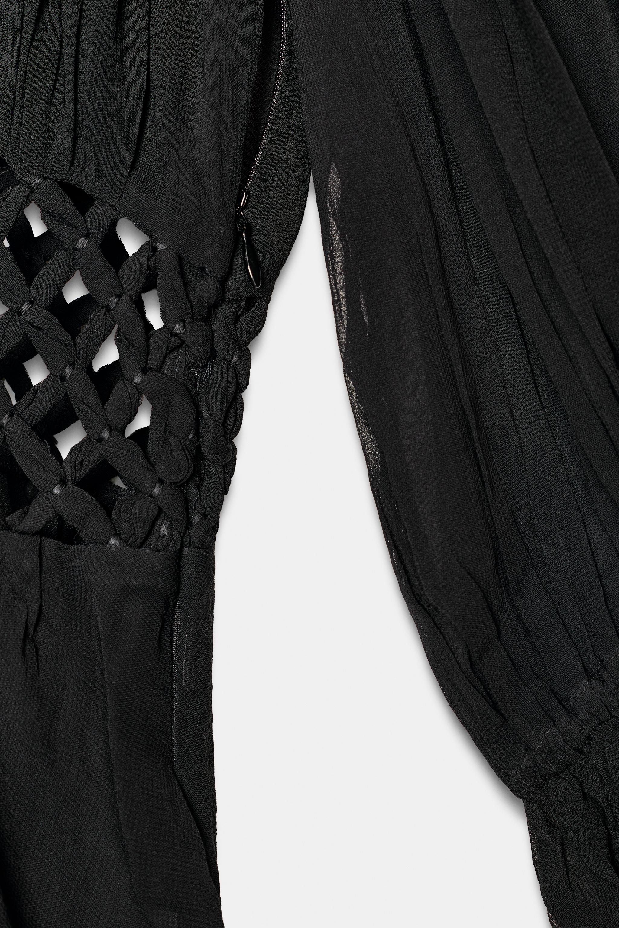 ZW COLLECTION MACRAMÉ V-NECK BLOUSE