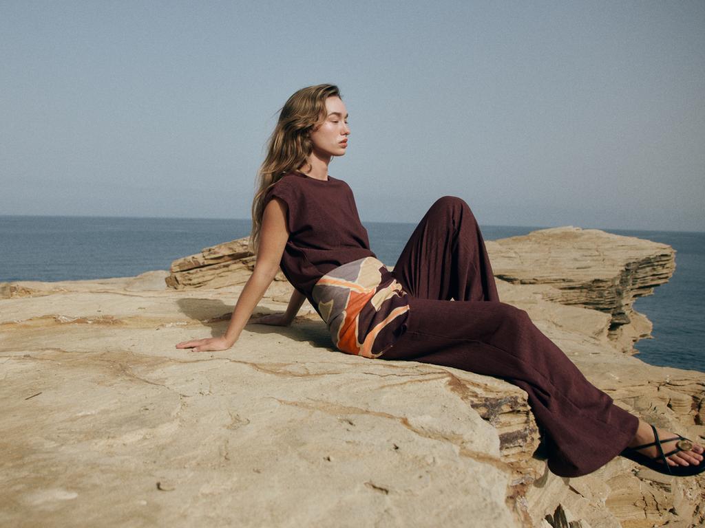 RUSTIC STRAIGHT TROUSERS
