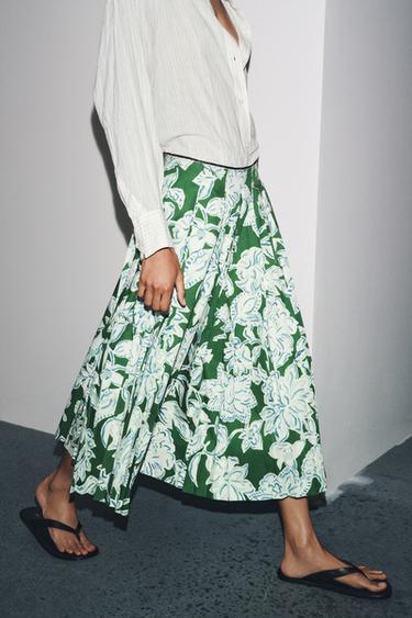 Zara PLEATED FLORAL SKIRT ZW COLLECTION - Green