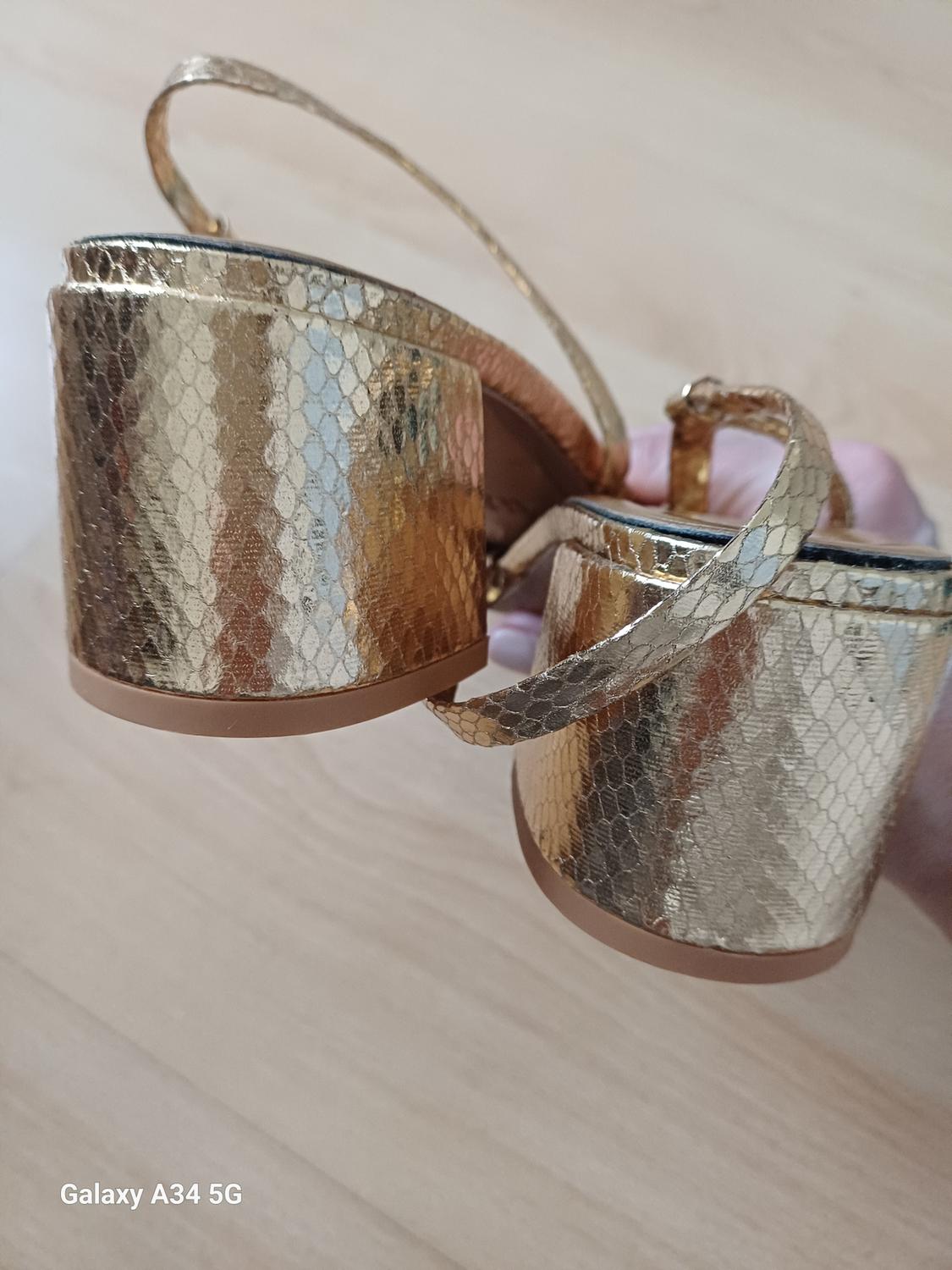 LOW BLOCK-HEEL SANDALS - Image 4