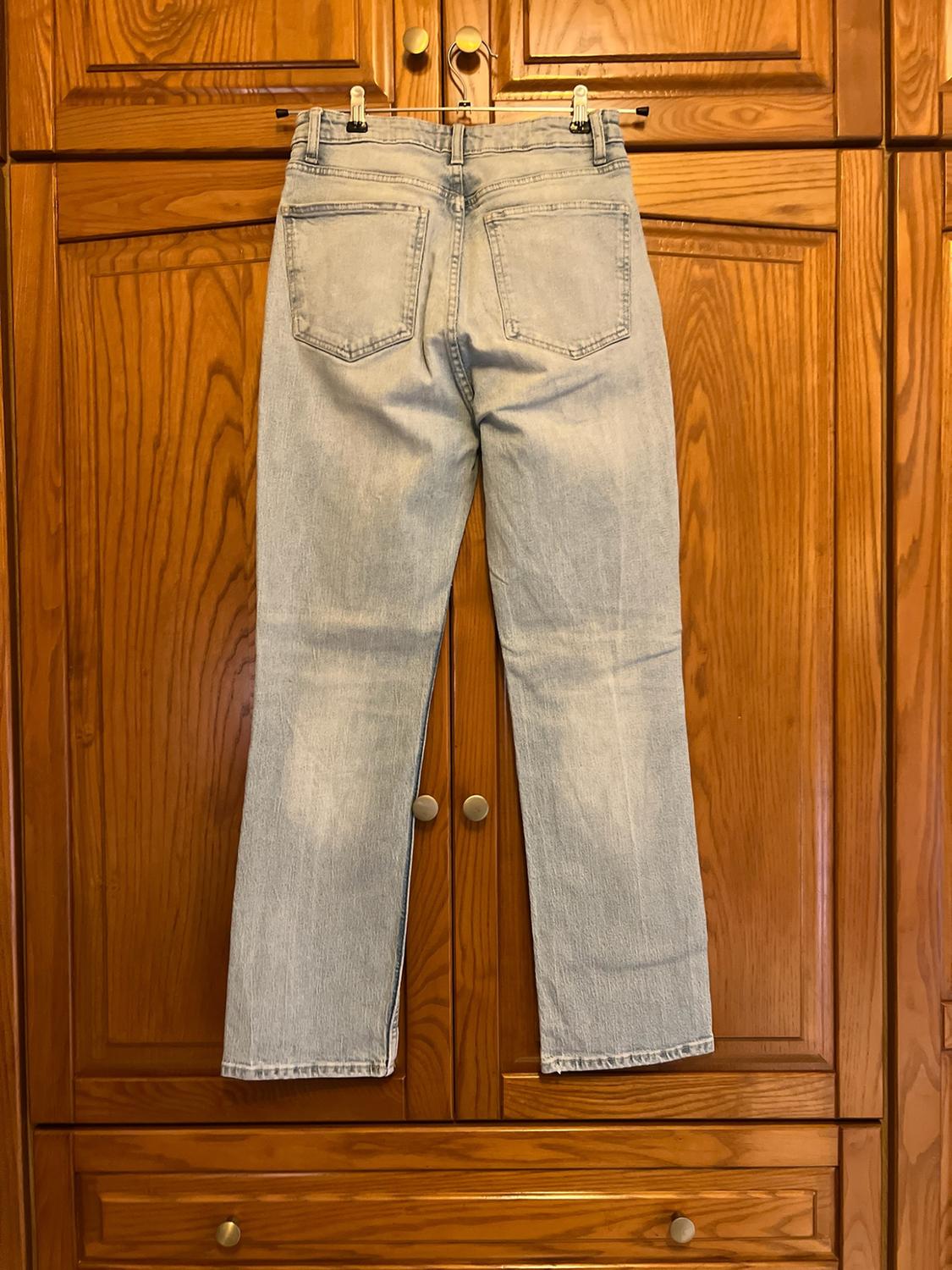 HIGH-RISE STOVE PIPE TRF JEANS - Image 3