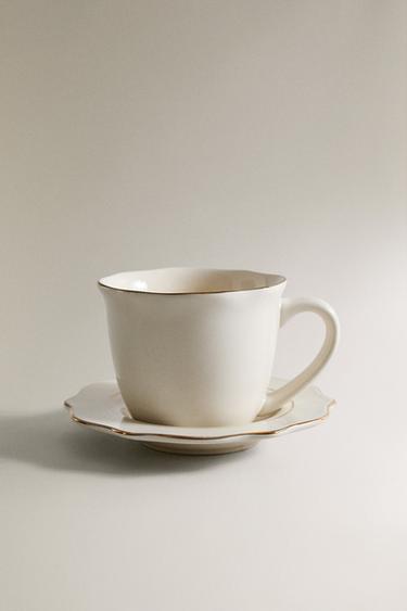 PORCELÁNOVÝ ŠÁLEK NA ČAJ A PODŠÁLEK S DETAILEM OKRAJE - Smetanová od Zara - Obrázek 0