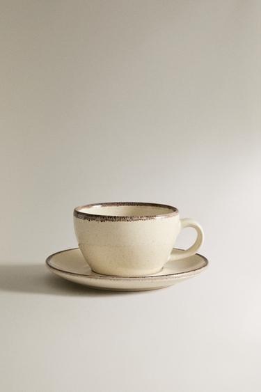 STONEWARE TEACUP AND SAUCER - Light ecru by Zara