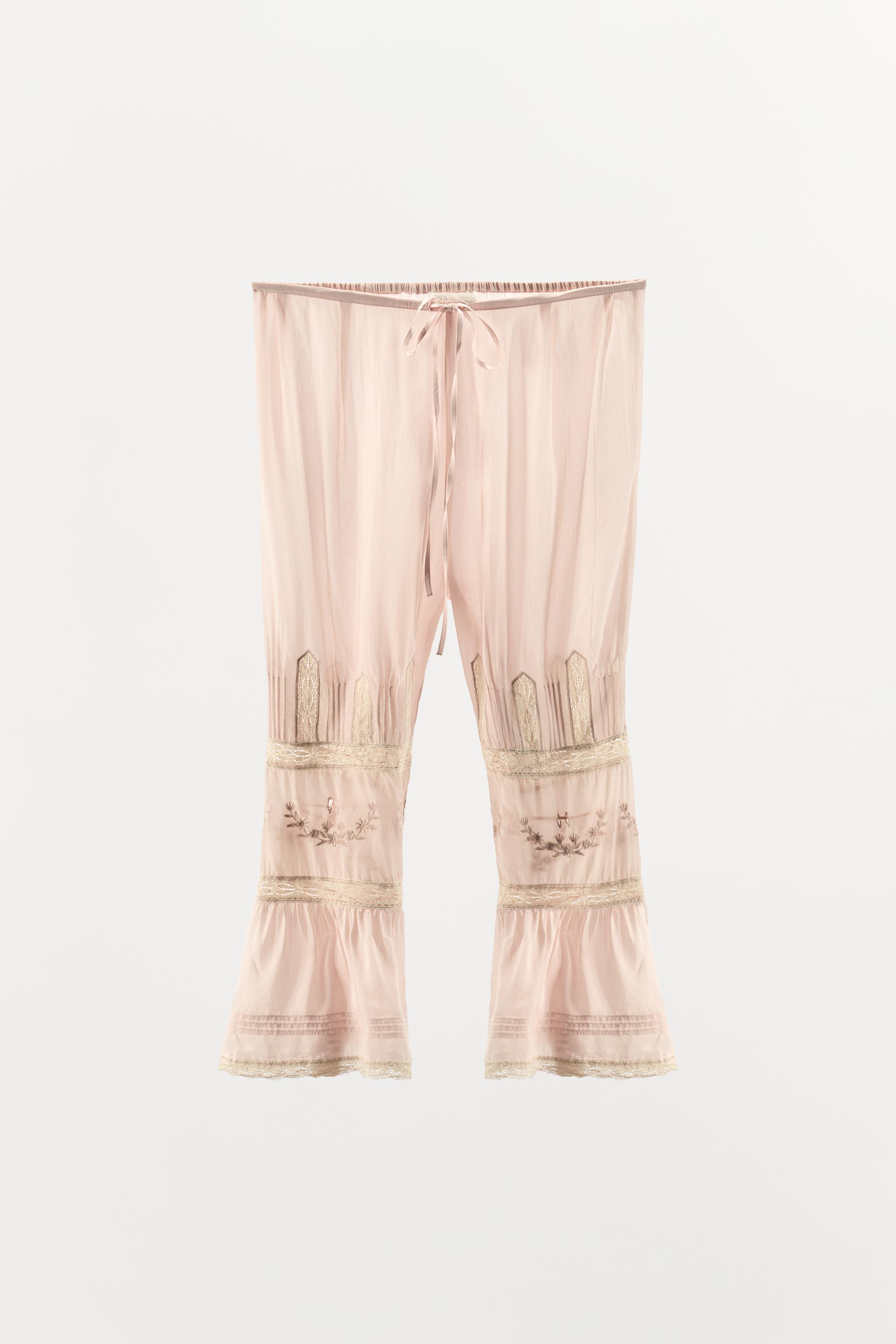 PANTALON BOUFFANT AVEC NŒUDS ET DENTELLE
