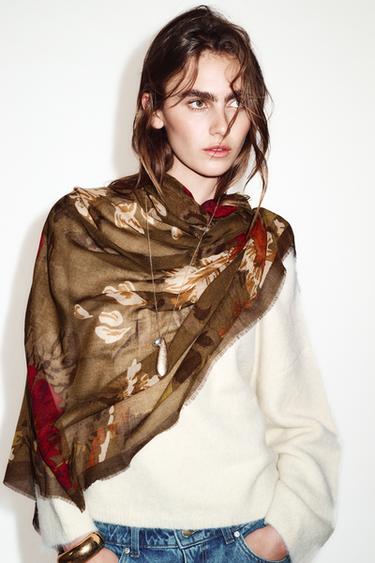 FOULARD À IMPRIMÉ FLORAL - Kaki de Zara - Image 1