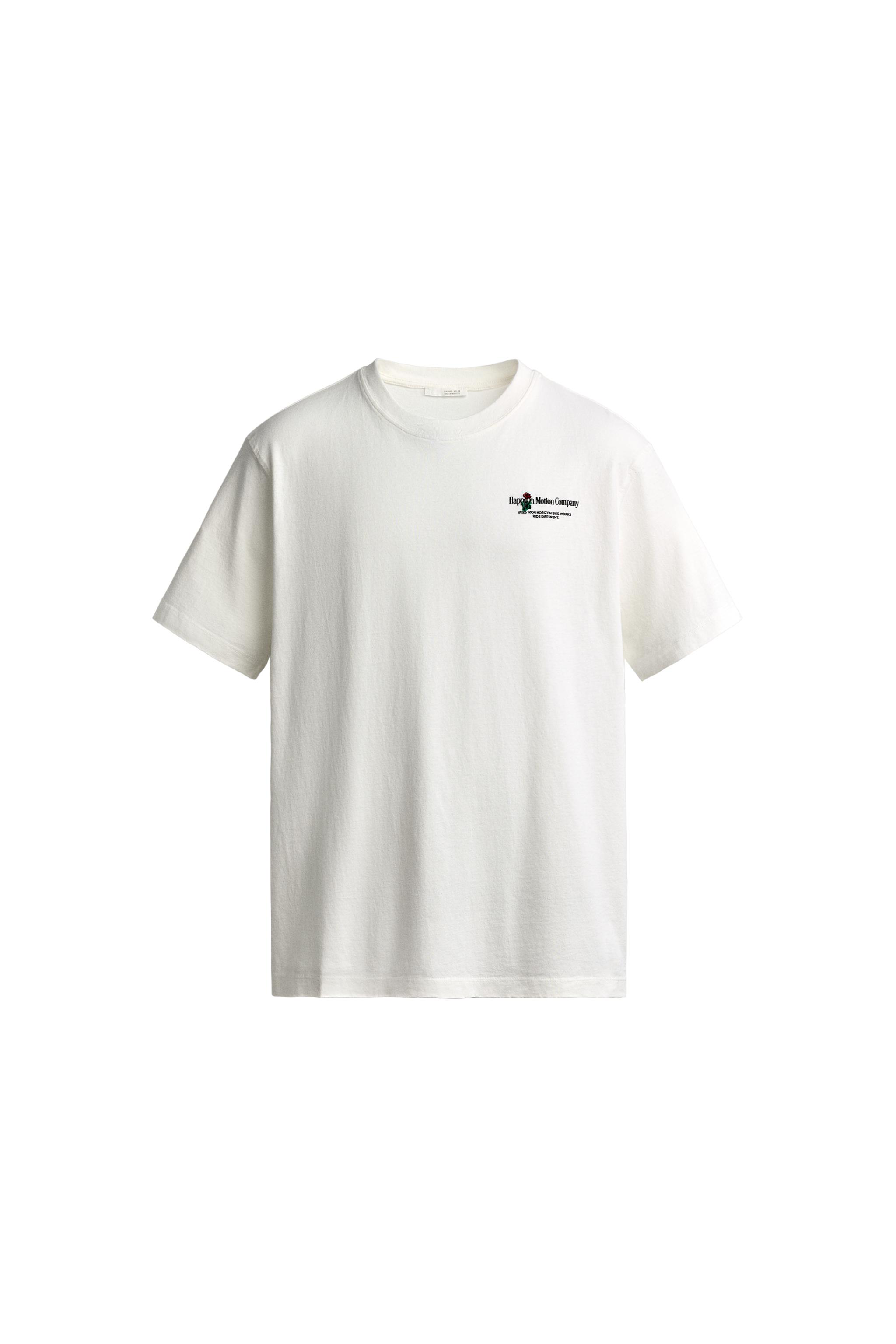 CAMISETA REGULAR FIT ESTAMPADOS COMBINADOS