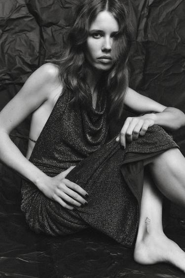 ROBE LONGUE DOS NU FIL MÉTALLISÉ - Bronze de Zara - Image 3
