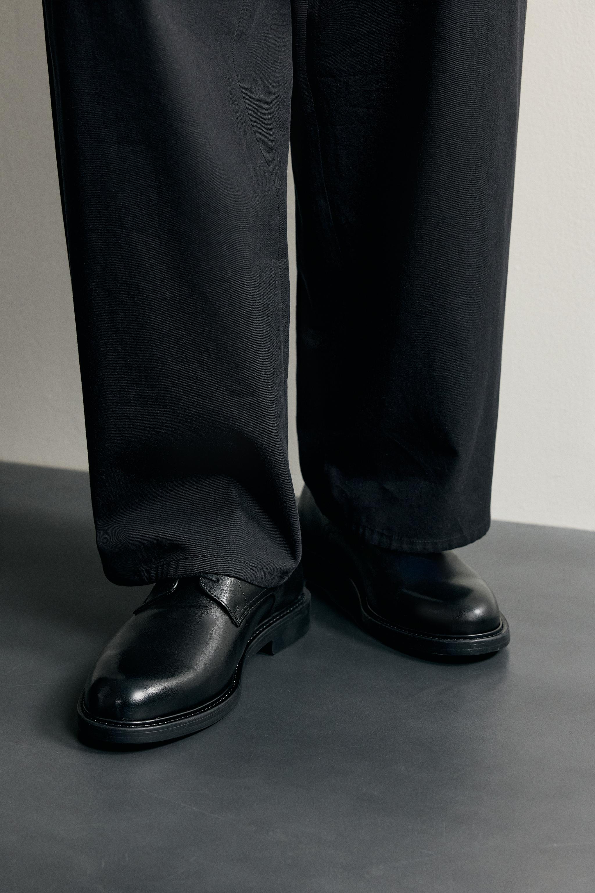 LEATHER SHOES