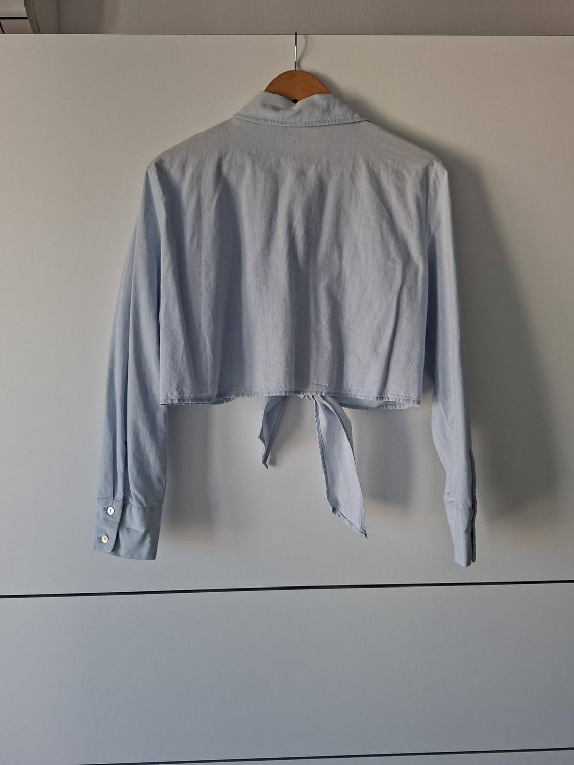 STRIPED SHIRT WITH KNOT - Image 3