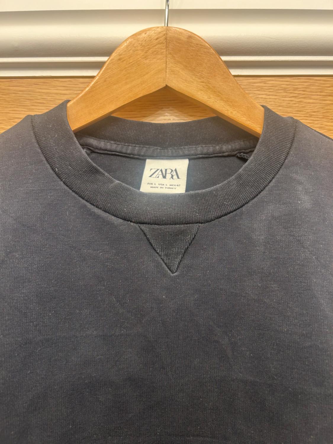 PREMIUM HIGH NECK SWEATSHIRT - Image 2