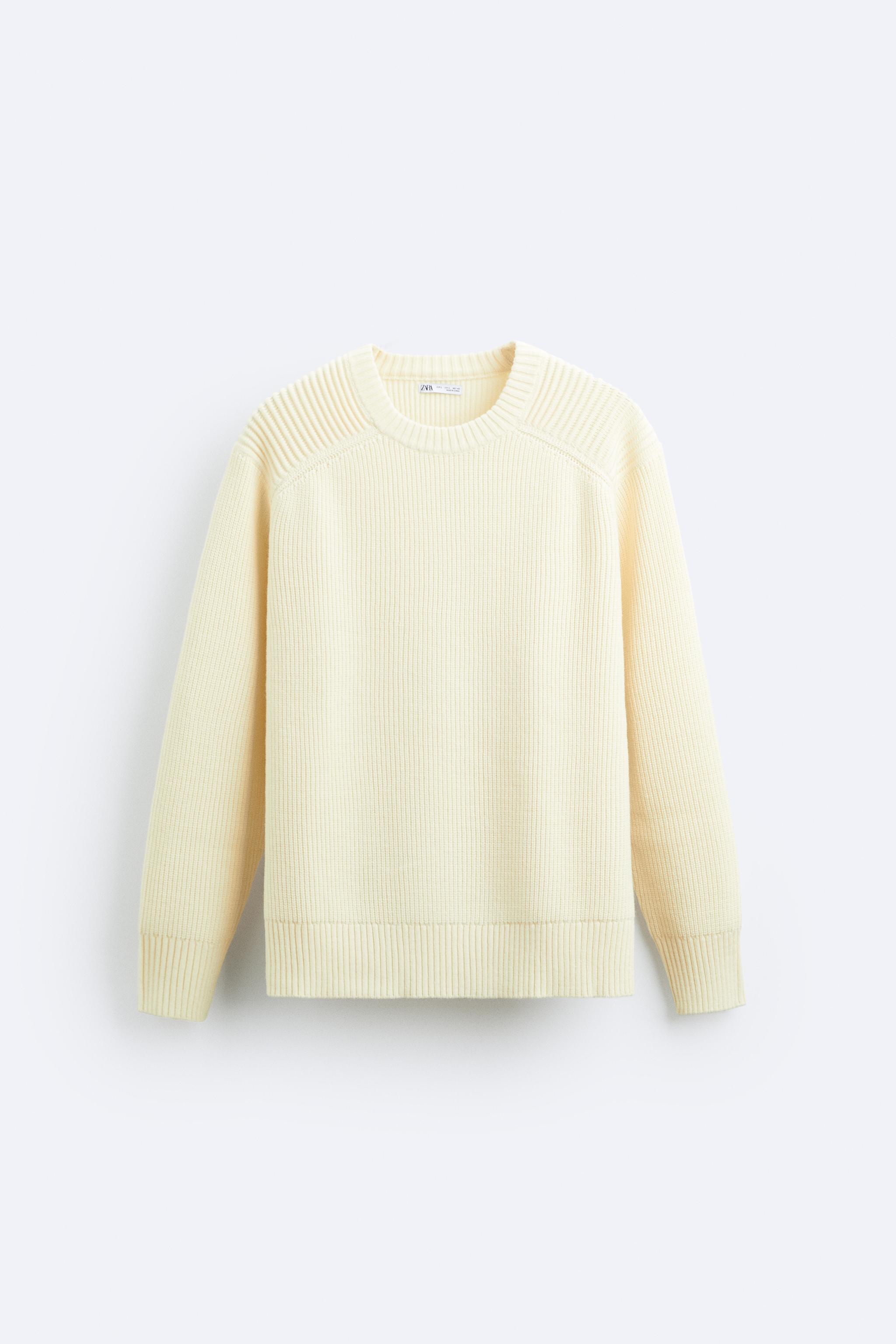 STRUCTURED SOFT SWEATER - White
