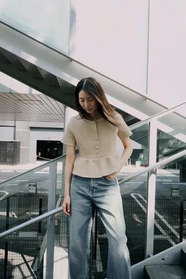 ペプラム ショートスリーブ ニットジャケットサンドZaraのペプラム ショートスリーブ ニットジャケット - サンド