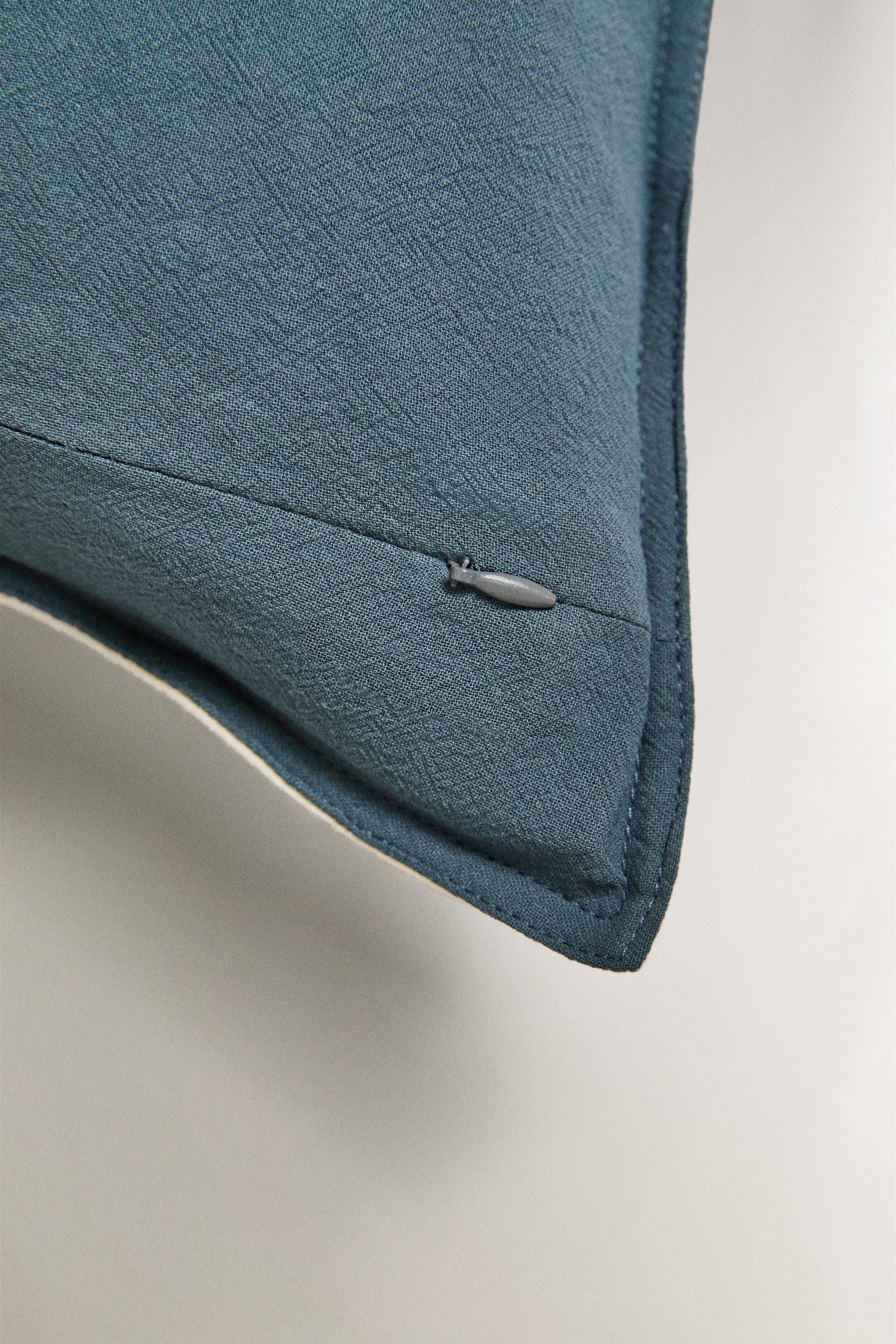 KIDS' THROW PILLOW COVER WITH EMBROIDERED BALLOONS