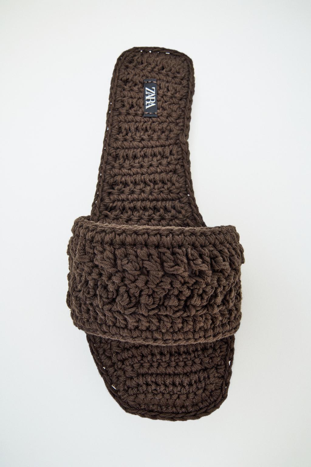 CROCHET FLAT SANDALS