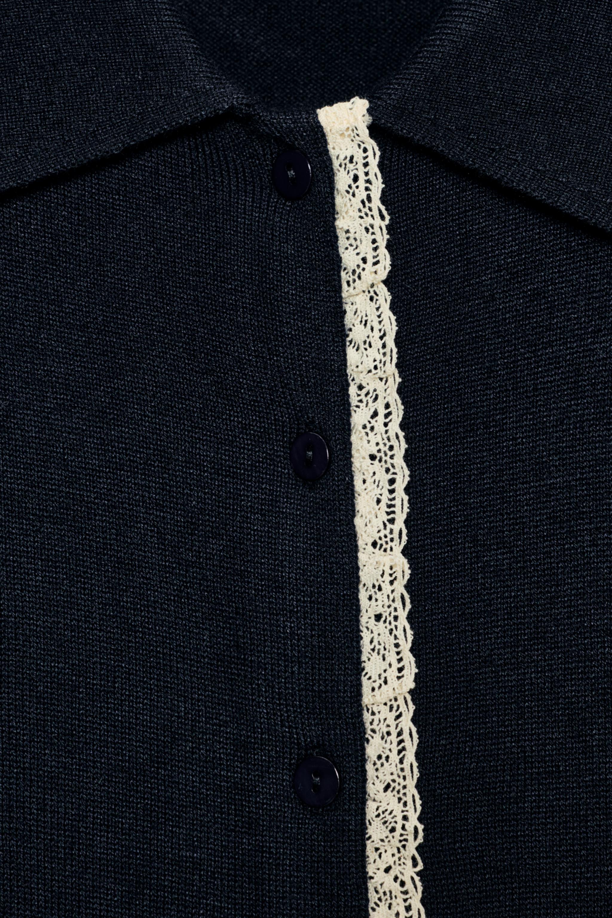 SHORT SLEEVE KNIT CARDIGAN WITH LACE TRIM